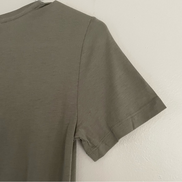 CLUB MONACO NWT Leary Tee in Sage Green - Picture 4 of 12